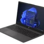notebook-hp-250g9-inteli5-1334u-20gbram-inteluhd-1tbssd-display15.6-FHD-windows11pro-laptop-Omaggio-Custodia_notebook-Supporto_smartphone-front-pcportatile-pjdigitalstore